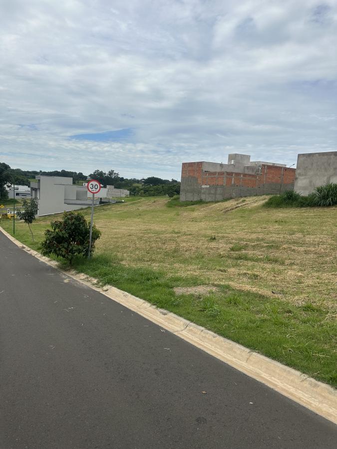 Terreno, 300 m² - Foto 1