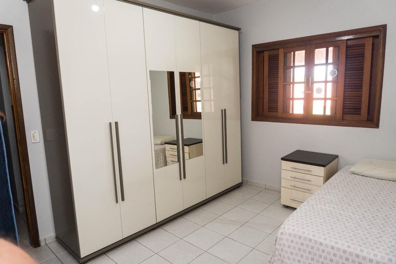 Chácara, 4 quartos, 1000 m² - Foto 7