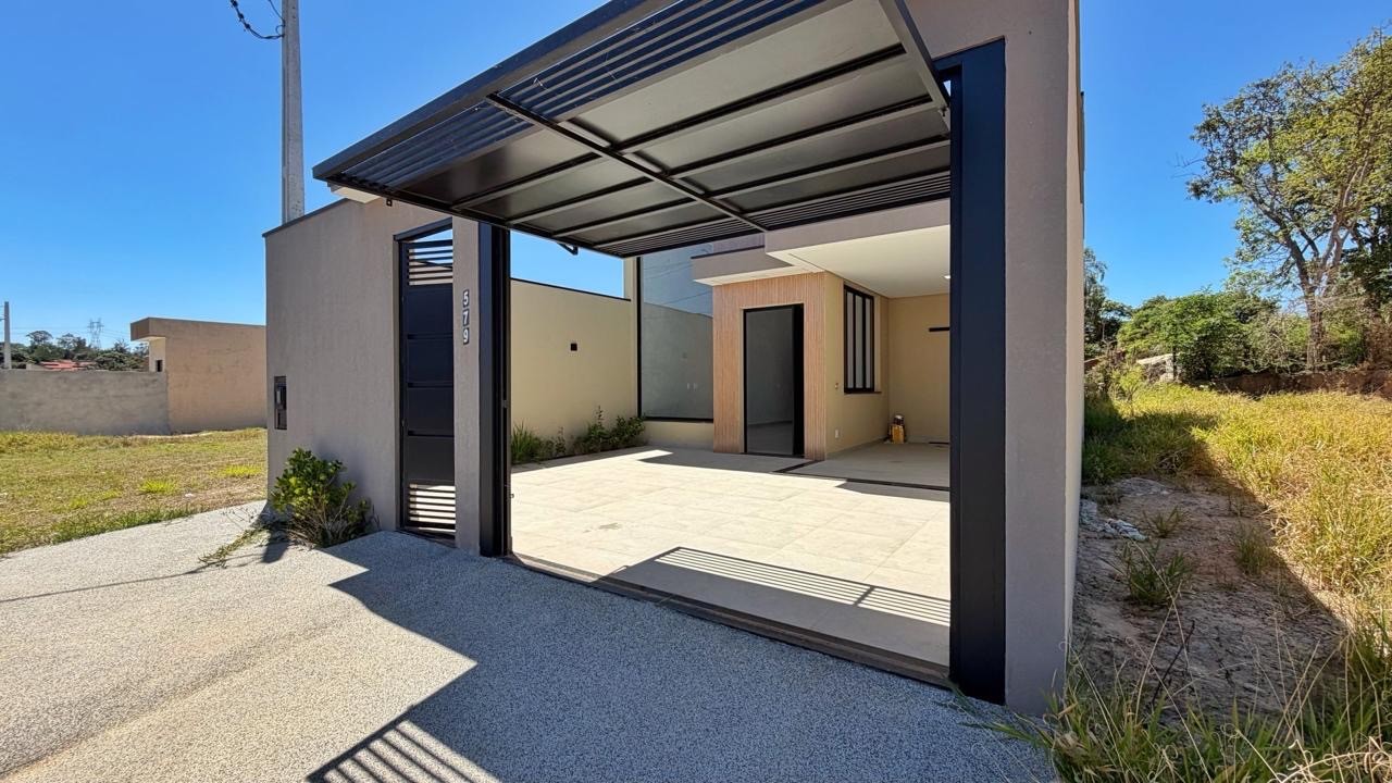 Casa, 3 quartos, 134 m² - Foto 1