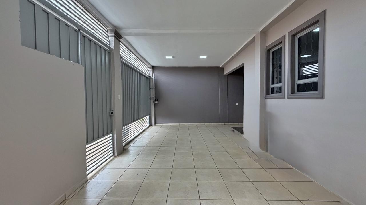 Casa, 3 quartos, 152 m² - Foto 3