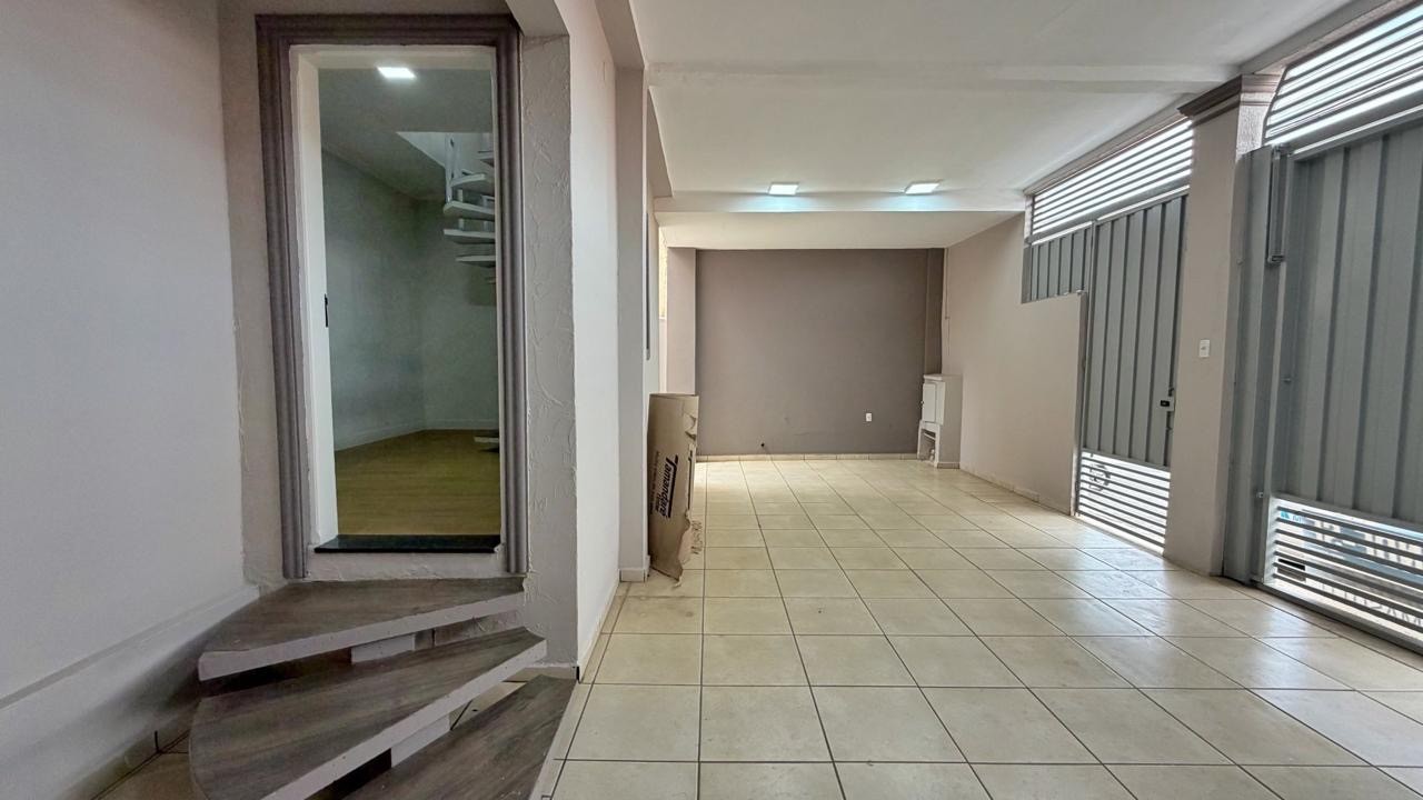 Casa, 3 quartos, 152 m² - Foto 2