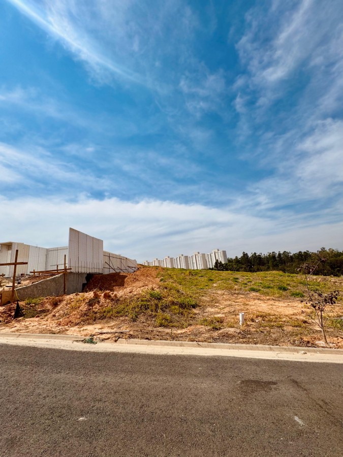 Terreno, 300 m² - Foto 1