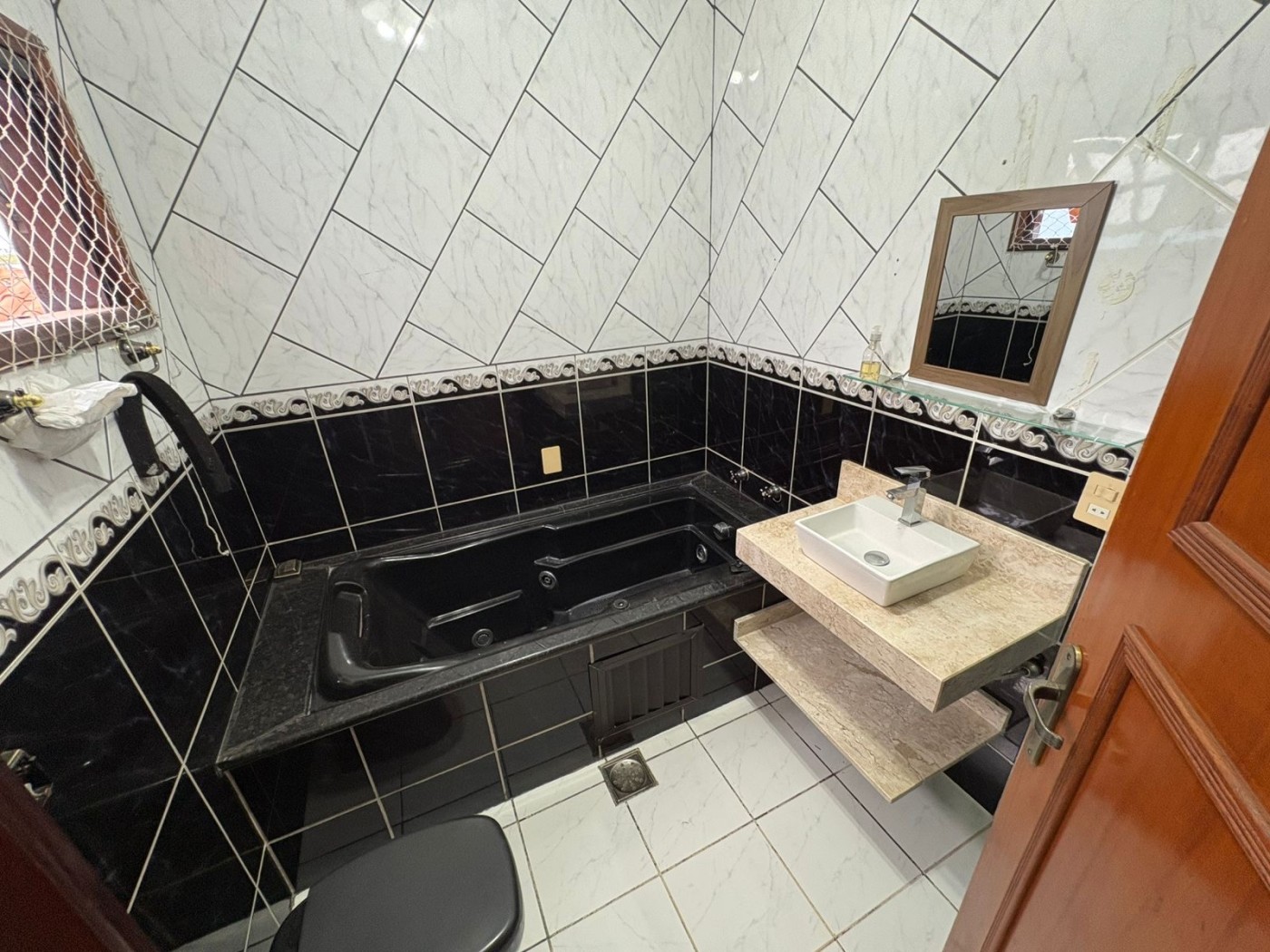 Casa, 3 quartos, 243 m² - Foto 4