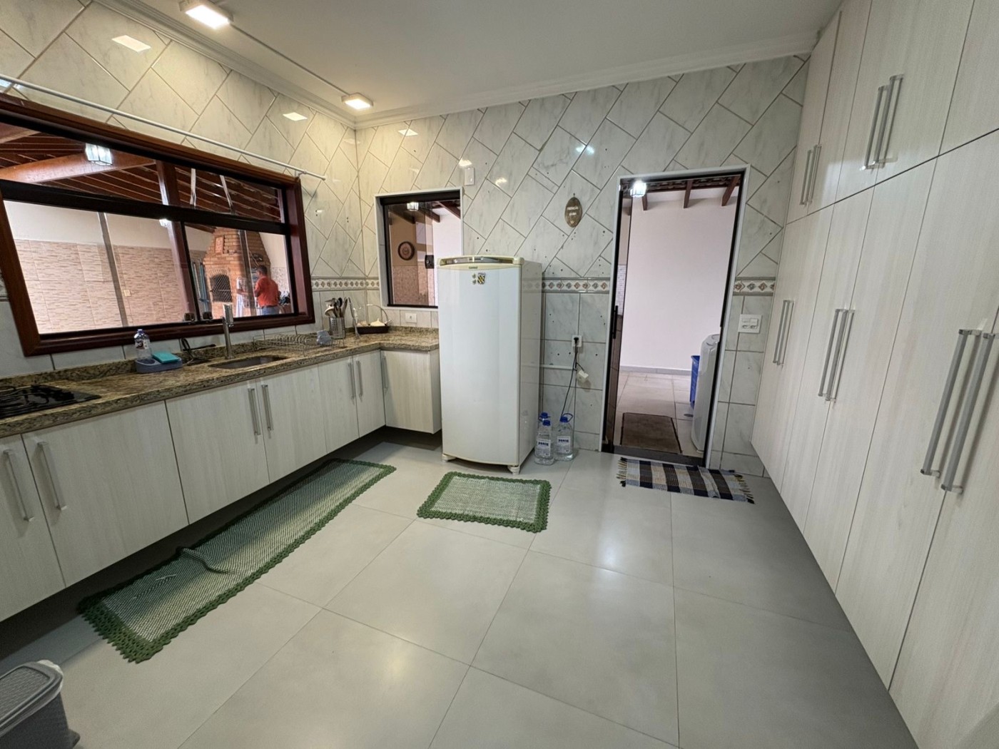 Casa, 3 quartos, 243 m² - Foto 6