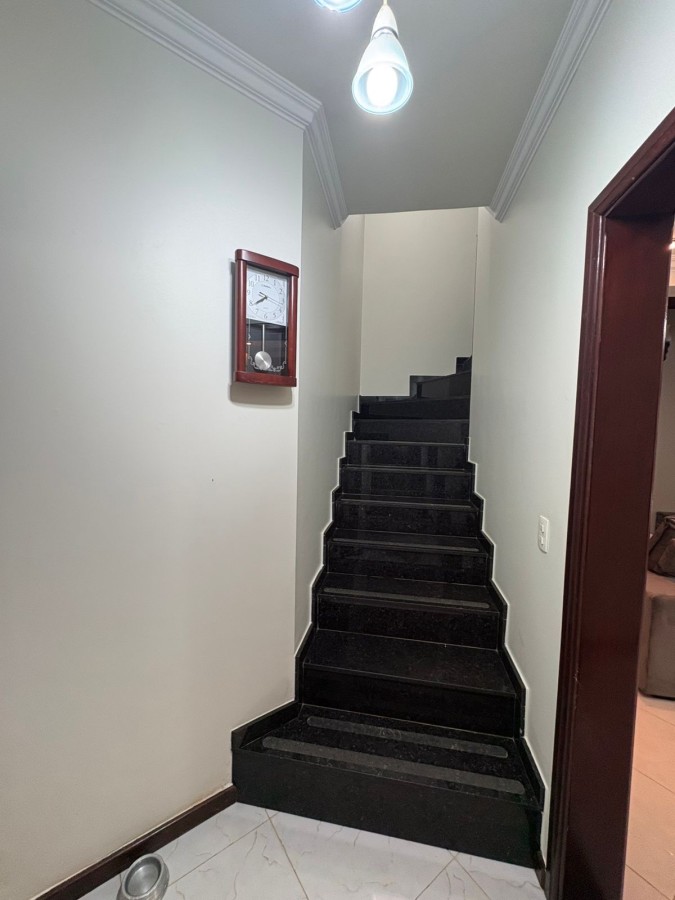 Casa, 3 quartos, 243 m² - Foto 5