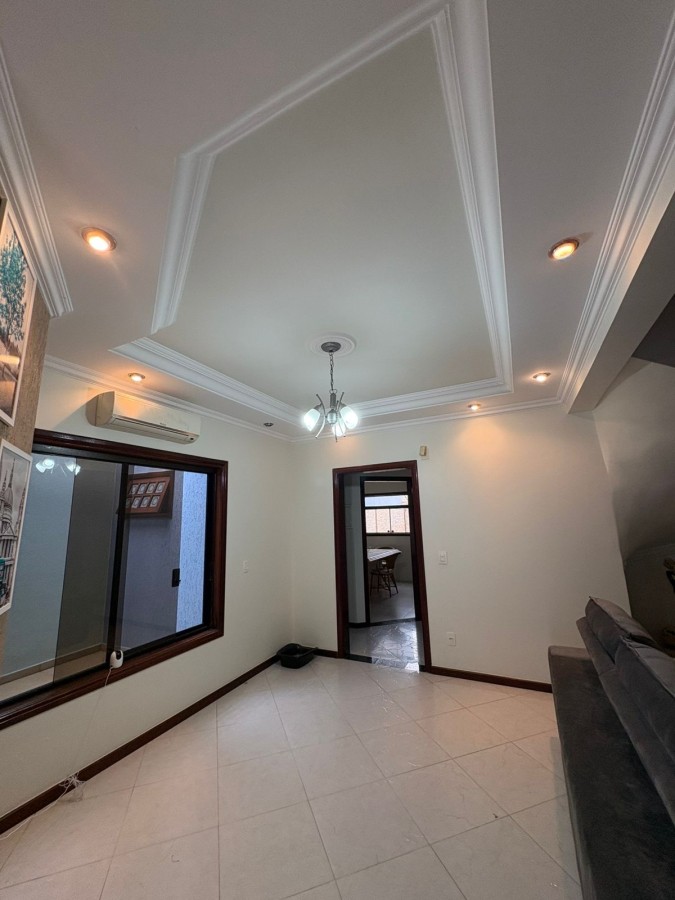 Casa, 3 quartos, 243 m² - Foto 35