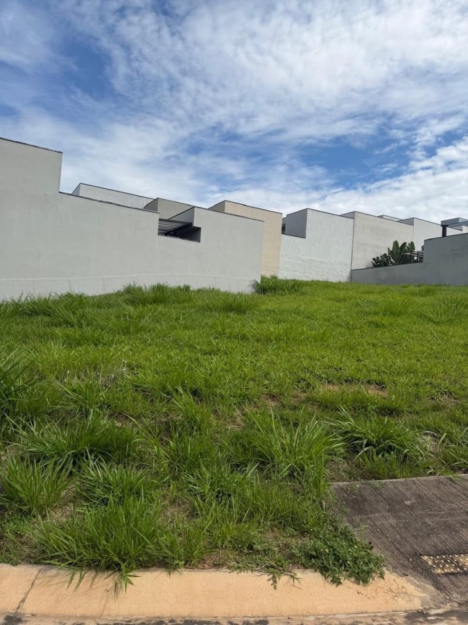 Terreno, 298 m² - Foto 1