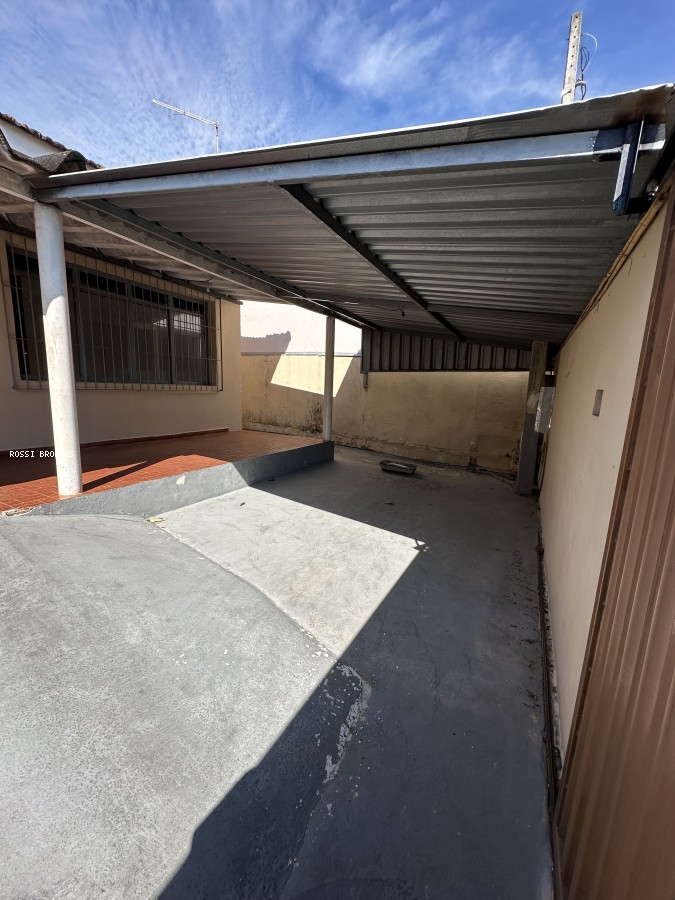 Casa, 3 quartos, 250 m² - Foto 2