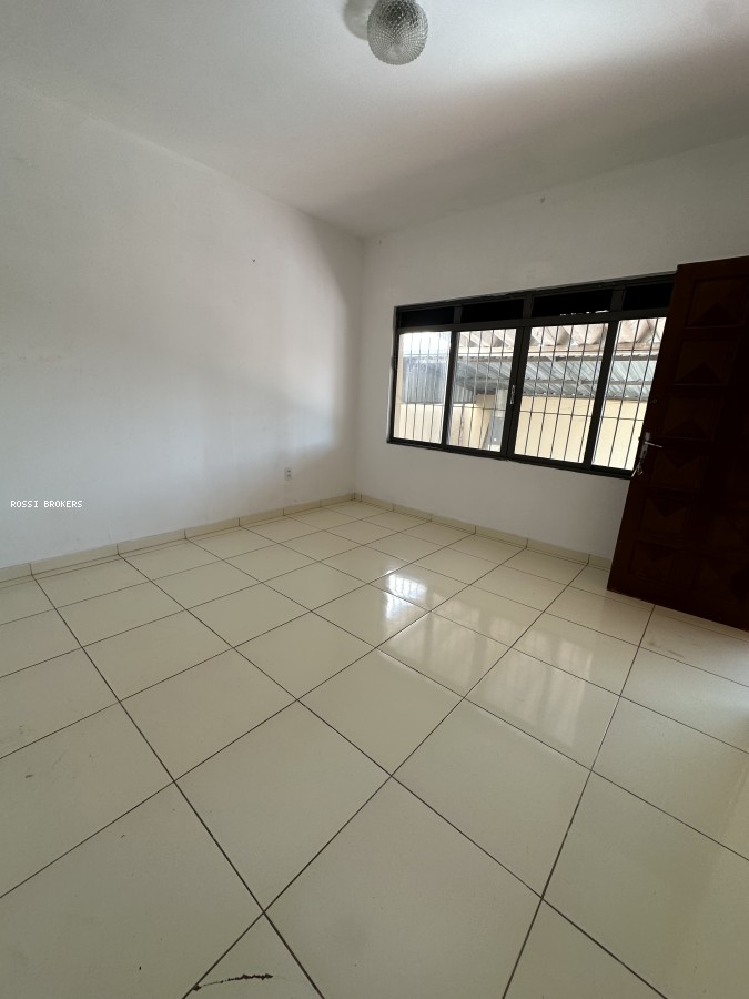 Casa, 3 quartos, 250 m² - Foto 6
