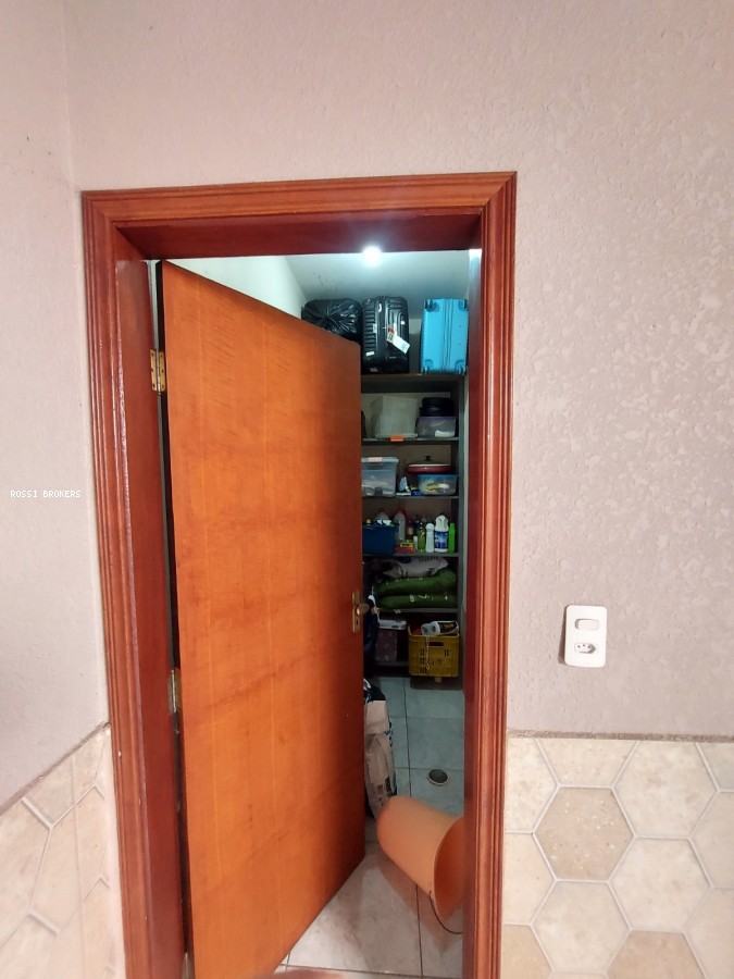 Casa, 3 quartos, 142 m² - Foto 2